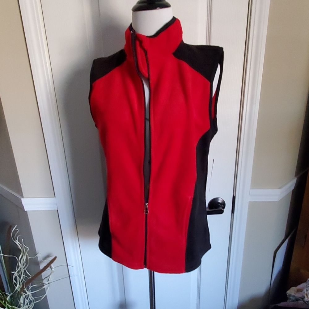 NWT fleece vest